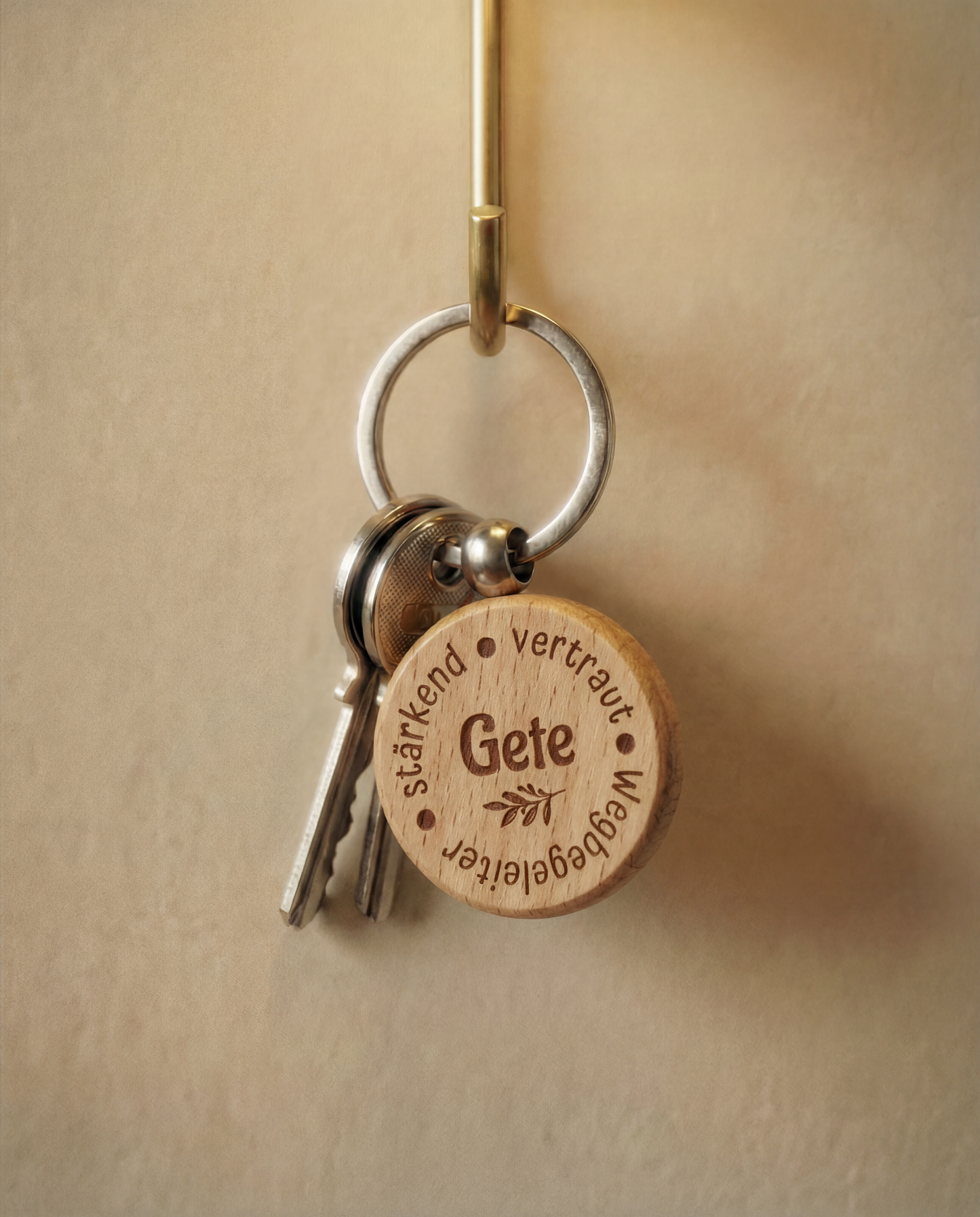 Holz-Schlüsselanhänger rund personalisiert